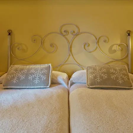 Hotel Cal Sastre Santa Pau